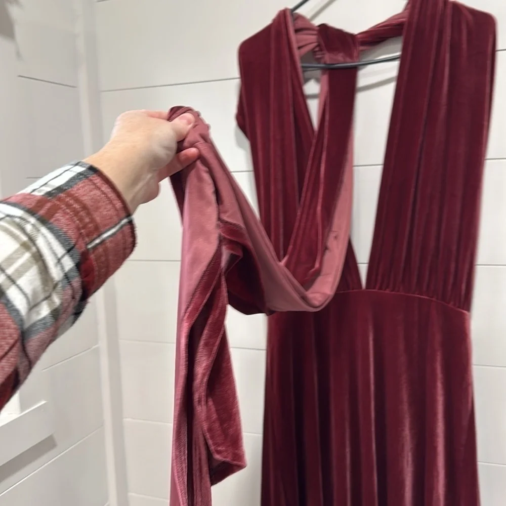 Revelry Micah Convertible Velvet Maxi Dress in Romantic Rose Red Size Medium